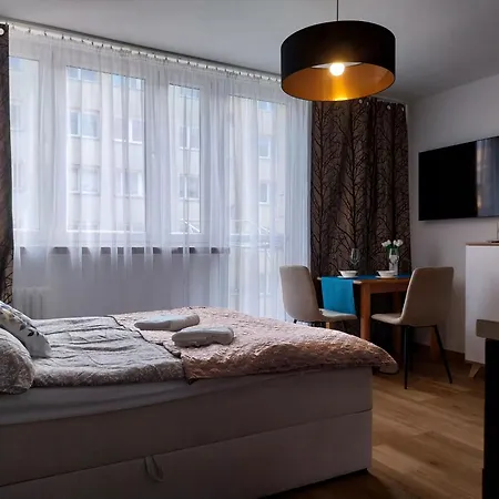 Orla Apartment